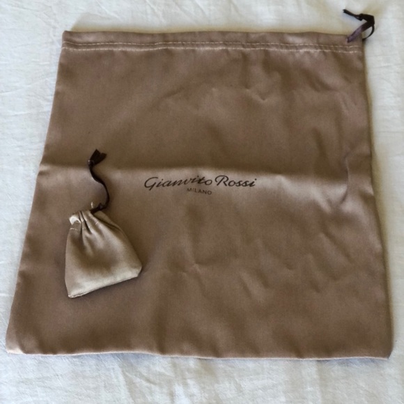 HOST PICK Gianvito Rossi Dasha Heels - Picture 8 of 10